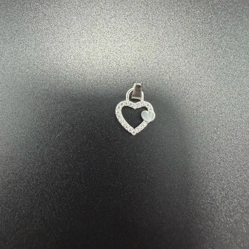 Elegant 925 Sterling Silver Heart Pendant with Zirconia - 1 cm