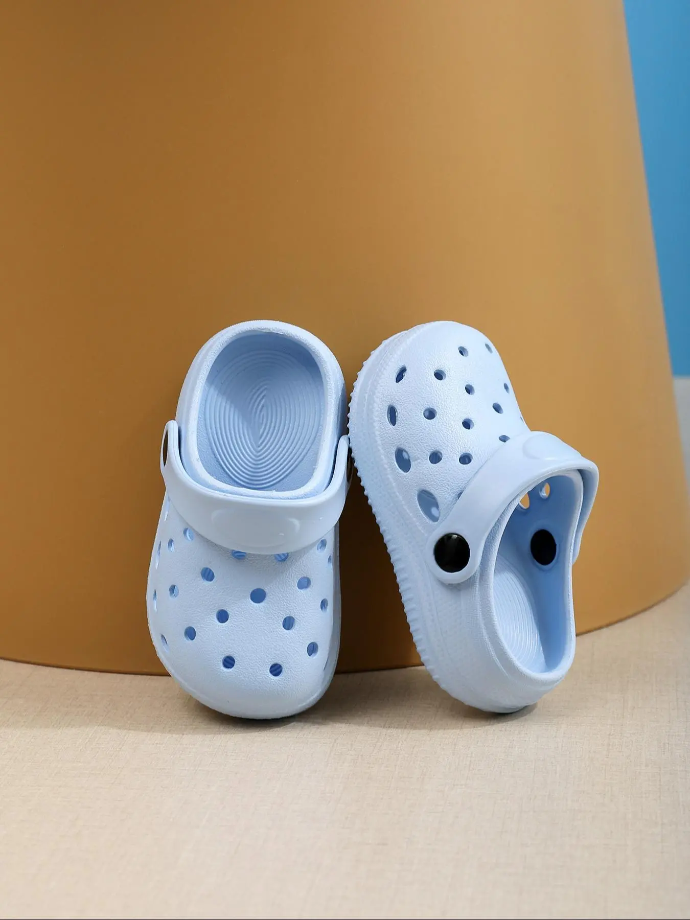 Summer New Solid Color Hole Shoes, Cute Thick Sole Anti-Slip Beach Vacation Eva Sandals for Boys Girls, Indoor Outdoor Toddler Shoes, Toddler Clogs, Kids Shoes