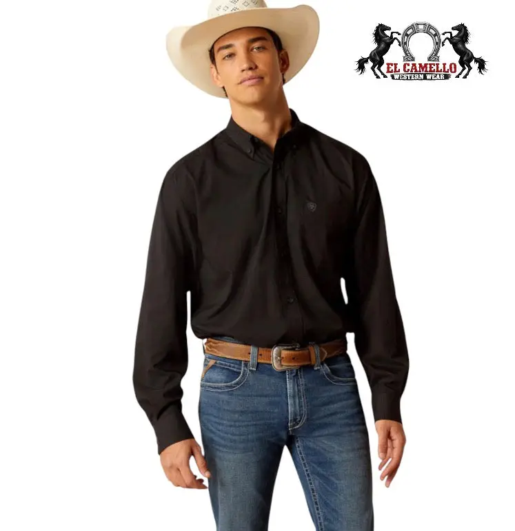 Ariat Men’s Black Geo Print Long Sleeve Western Shirt – 10080901