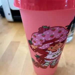 Strawberry shortcake cup