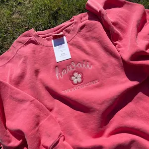 Hawaii Embroidered Crewneck