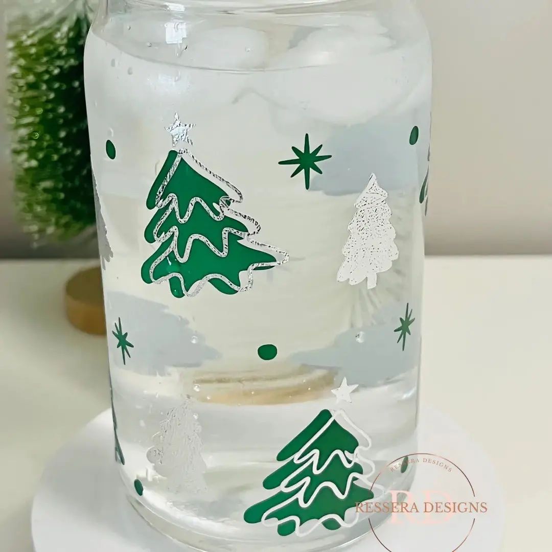 Christmas Trees Color Changing 16 oz Glass Cup