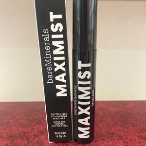 Maximist Mascara